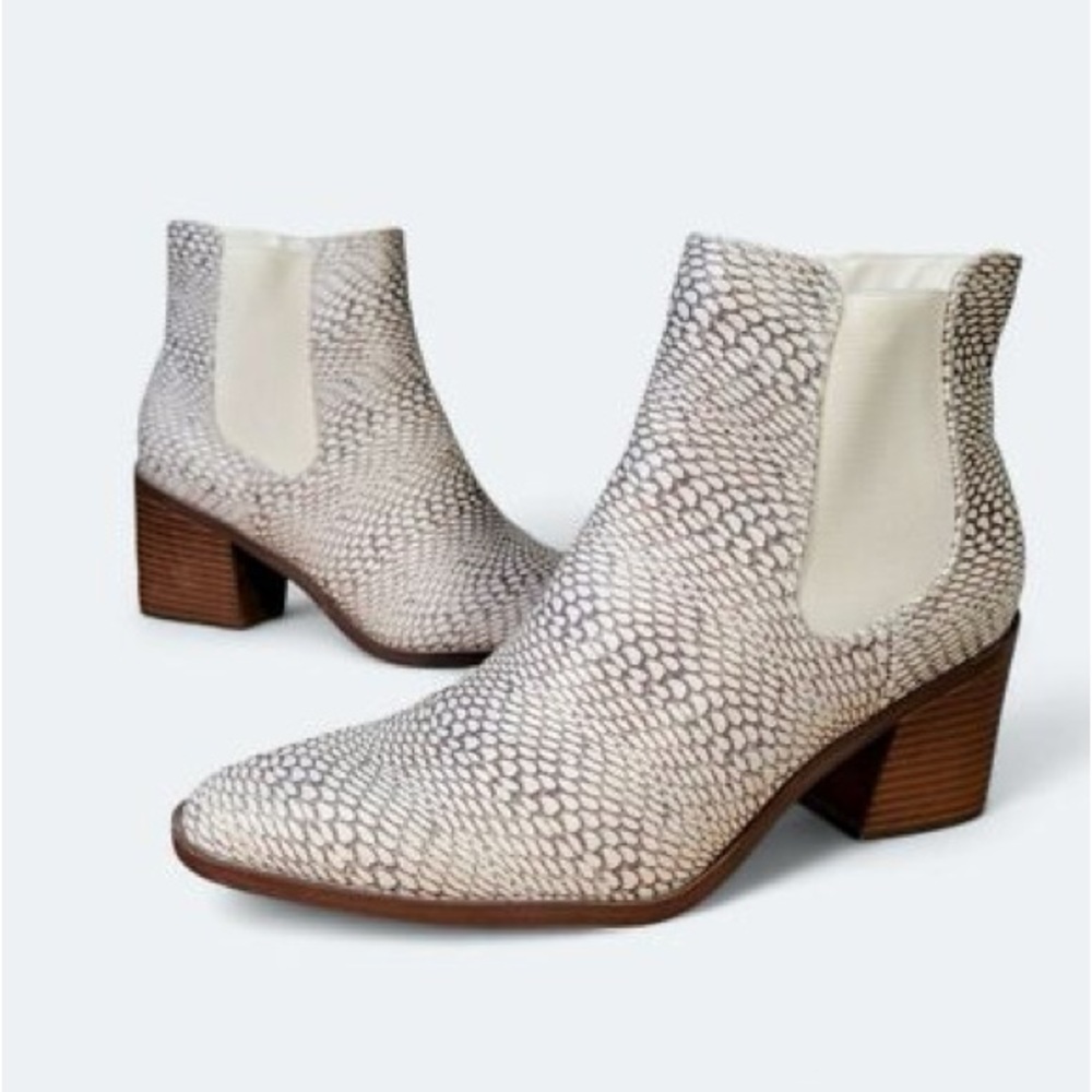 The Limited Kiki Ankle Boots